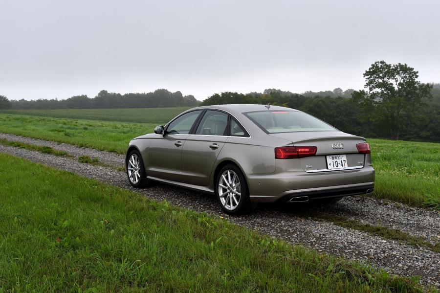  Audi A6 Sedan TFSI Quattro (4G, C7) 2015 года  (JP) (фото 2 из 4)